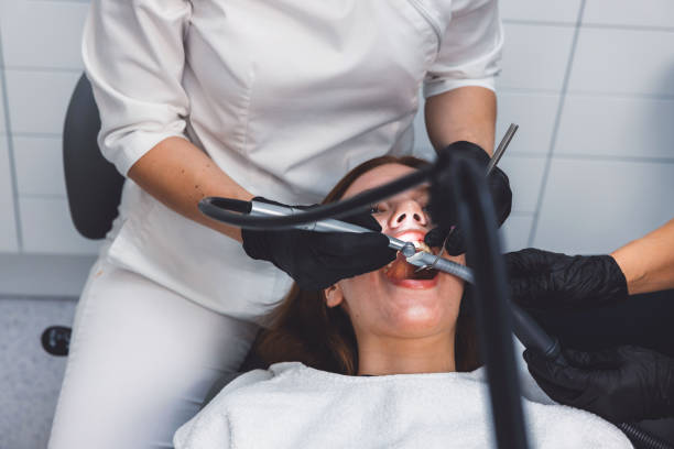 Best Broken Tooth Emergency  in Weyauwega, WI